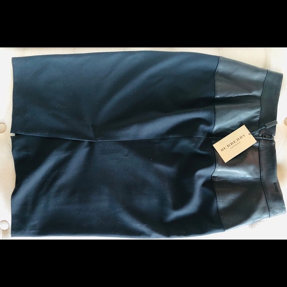 Authentic Burberry Suit Skirt - Picture 8 of 8